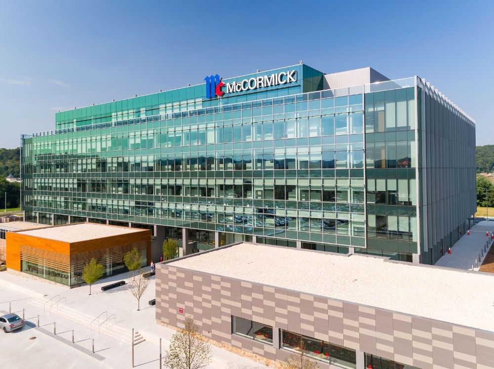 Consumer megadeals make a rare comeback in the first quarter